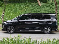 Hongqi HQ9 PHEV 2.0T AWDLuxury Edition - фото 3