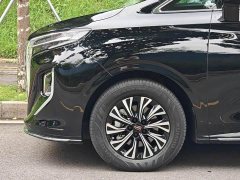 Hongqi HQ9 PHEV 2.0T AWDLuxury Edition - фото 9