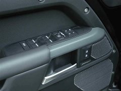 Land Rover Defender 110 3.0T P400 X-Dynamic HSE - фото 15