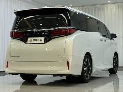 Volvo Alphard 2024 2.5L Hybrid Executive Lounge - фото 15