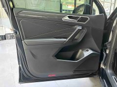Volkswagen Tiguan L 330TSI automatic two-wheel drive R-Line version - фото 10