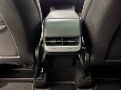 Tesla Model Y 2022 Refresh RWD - фото 12