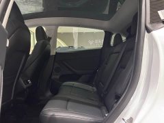 Tesla Model Y 2022 Refresh RWD - фото 6