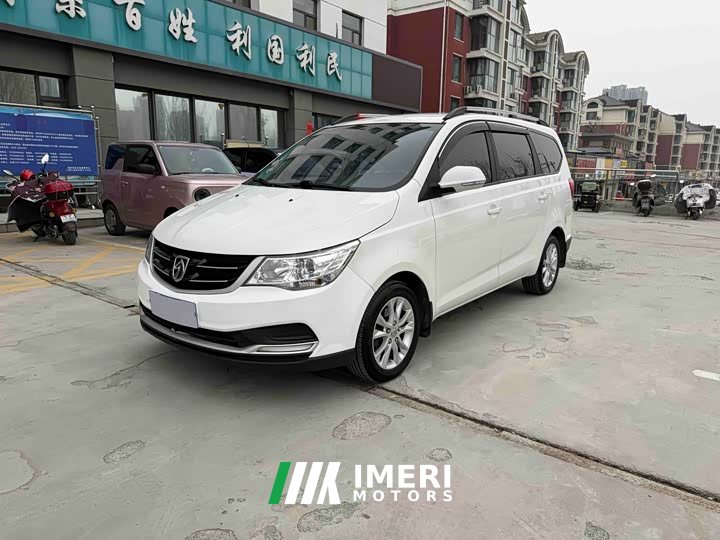 Wuling 730 1.5L Version 7 VI - автомобиль из Китая