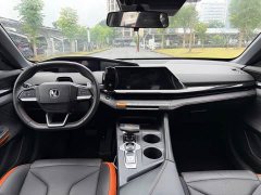 Changan UNI-V 1.5T premium - фото 18
