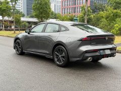 Changan UNI-V 1.5T premium - фото 6