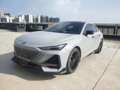 Changan UNI-V 1.5T sports version - фото 1