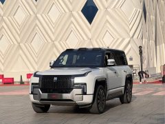Yangwang U8 Luxury Edition - фото 1