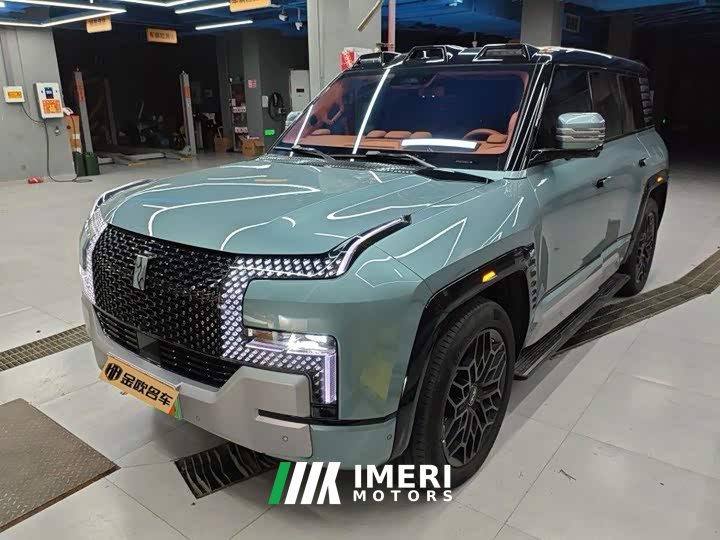 Yangwang U8 Luxury Edition - автомобиль из Китая