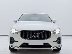 Volvo XC60 B5 four-wheel drive Zhiyi Luxury Edition - фото 2