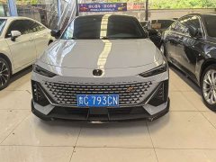 Changan UNI-V 1.5T premium - фото 2