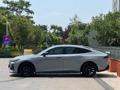 Changan UNI-V 1.5T premium - фото 17