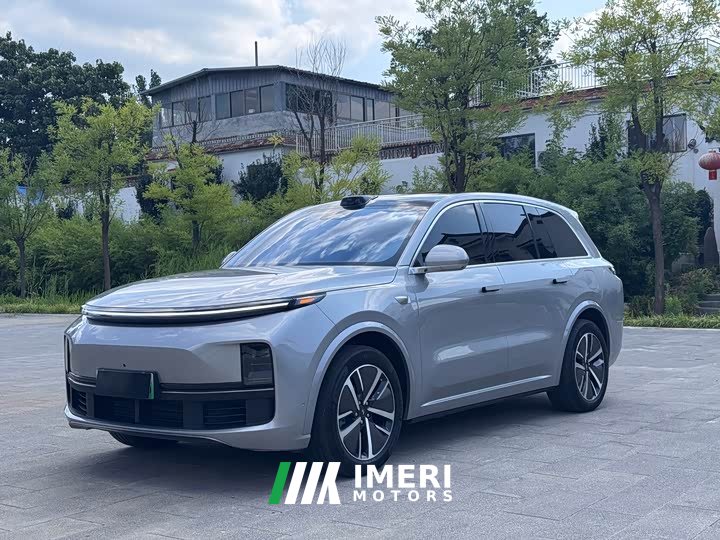 Li Auto L8 Max - автомобиль из Китая