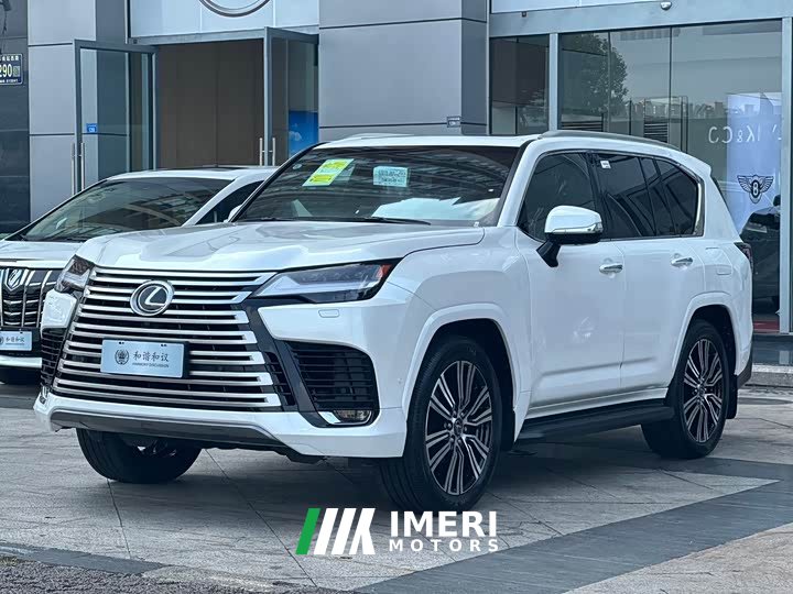 Lexus LX 700h Territory Edition - автомобиль из Китая