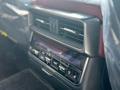 Lexus LX 700h Territory Edition - фото 16