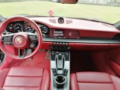 Porsche 911 2022 Carrera 3.0T - фото 16
