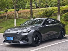 Changan UNI-V 1.5T Premium Version - фото 1