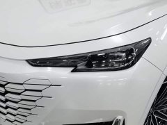 Changan UNI-K iDD 130km 1.5T Premium Version - фото 7