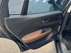 Hongqi E-QM5 Edition - фото 12