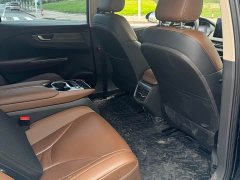 Hongqi E-QM5 Edition - фото 6