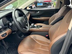 Hongqi E-QM5 Edition - фото 9