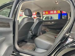 Hongqi E-QM5 431km Edition - фото 6