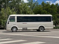 FAW 3.0T Luxury Edition 17 - фото 4