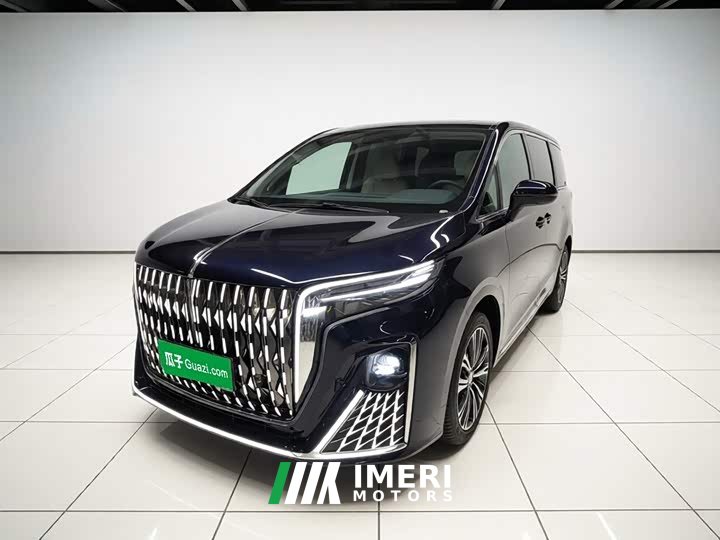 FAW HQ9 PHEV 2.0T AWDBusiness Edition - автомобиль из Китая