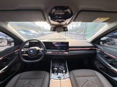 BMW 5 530Li Version Luxury - фото 10