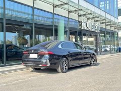 BMW 5 530Li Version Luxury - фото 2