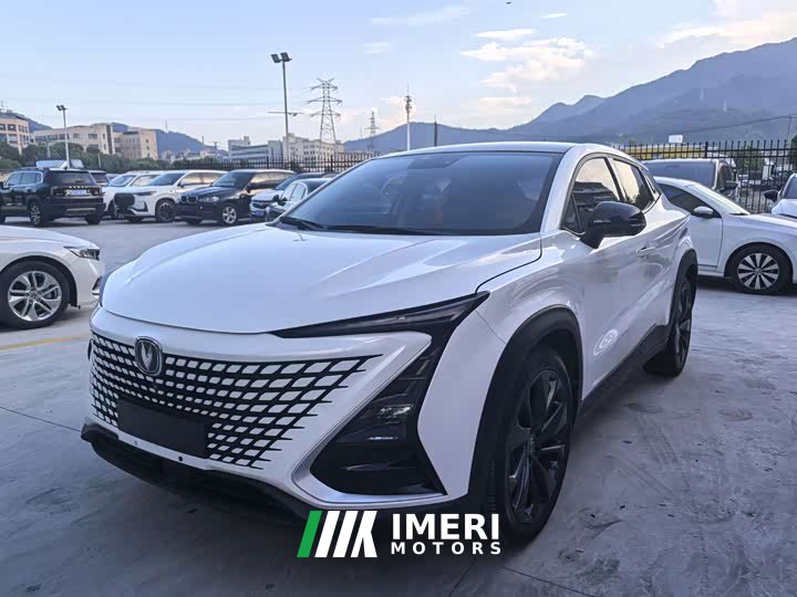 Changan UNI-T 1.5T Version - автомобиль из Китая
