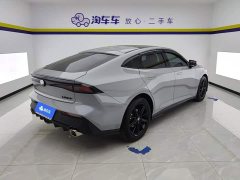 Changan UNI-V 1.5T ZunGui Edition - фото 3