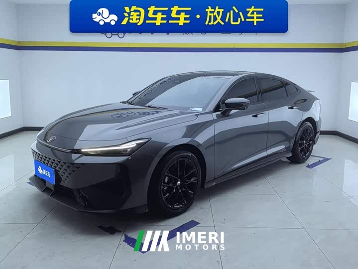 Changan UNI-V 1.5T premium - автомобиль из Китая