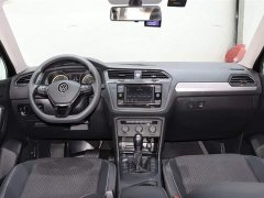 Volkswagen L 330TSI 2WD Edition - фото 12