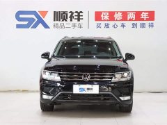 Volkswagen L 330TSI 2WD Edition - фото 2