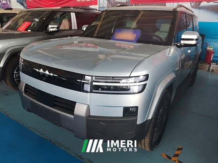 Fangchengbao 7 190KMAWDMax Edition - автомобиль из Китая
