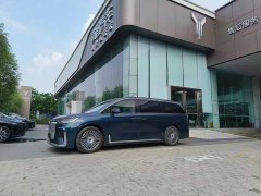 Voyah Lantu Dreamer PHEV four-wheel drive flagship Kunpeng version - фото 3