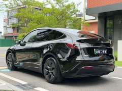 Tesla Model Y 2023 Rear-Wheel Drive - фото 4