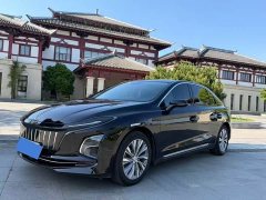 Hongqi E-QM5 Edition - фото 1