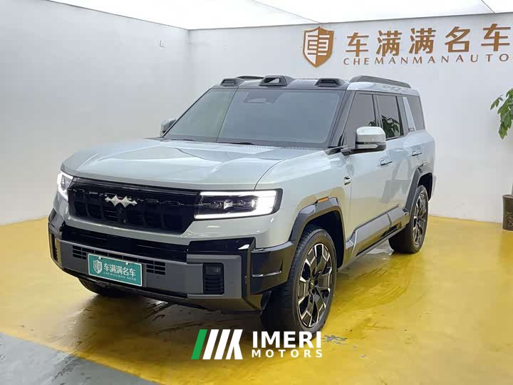 Fangchengbao Leopard 8 Zhiyong flagship version 7 seats - автомобиль из Китая