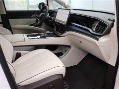Denza D9 DM-i 980 four-wheel drive flagship - фото 9