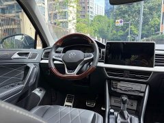 Volkswagen L 330TSI 2WDR-Line Edition - фото 18