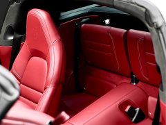 Porsche 911 Targa 4 3.0T - фото 9