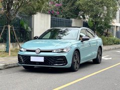 Volkswagen Passat 2025 Pro 380TSI Star Dragon Edition - фото 1