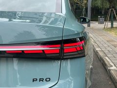 Volkswagen Passat 2025 Pro 380TSI Star Dragon Edition - фото 9