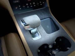 Li Auto Ideal ONE 2020 extended range 6-seater version - фото 15