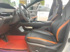 Changan UNI-V 1.5T premium - фото 17