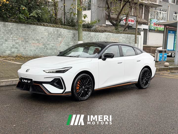 Changan UNI-V third generation 2.0T powerful - автомобиль из Китая