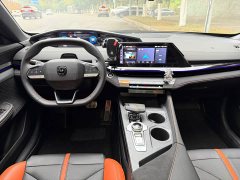 Changan UNI-V 1.5T noble sports - фото 8