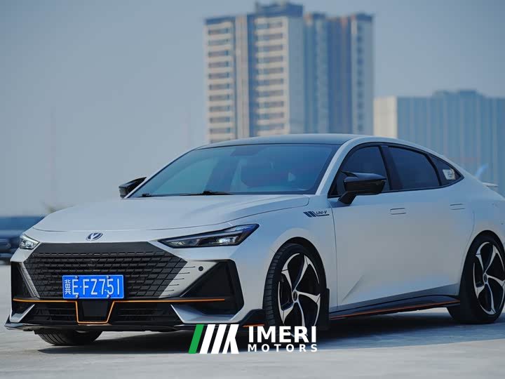 Changan UNI-V 1.5T sports version - автомобиль из Китая